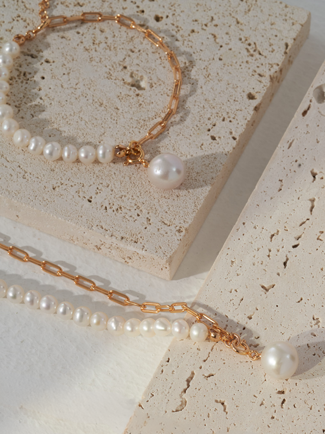 Chic Duo: Baroque Pearl Silver Spliced Necklace