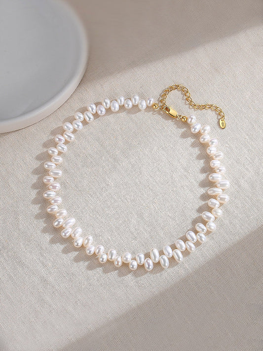 Pure Radiance: Luxury Artisan Crafted Pearl Necklace