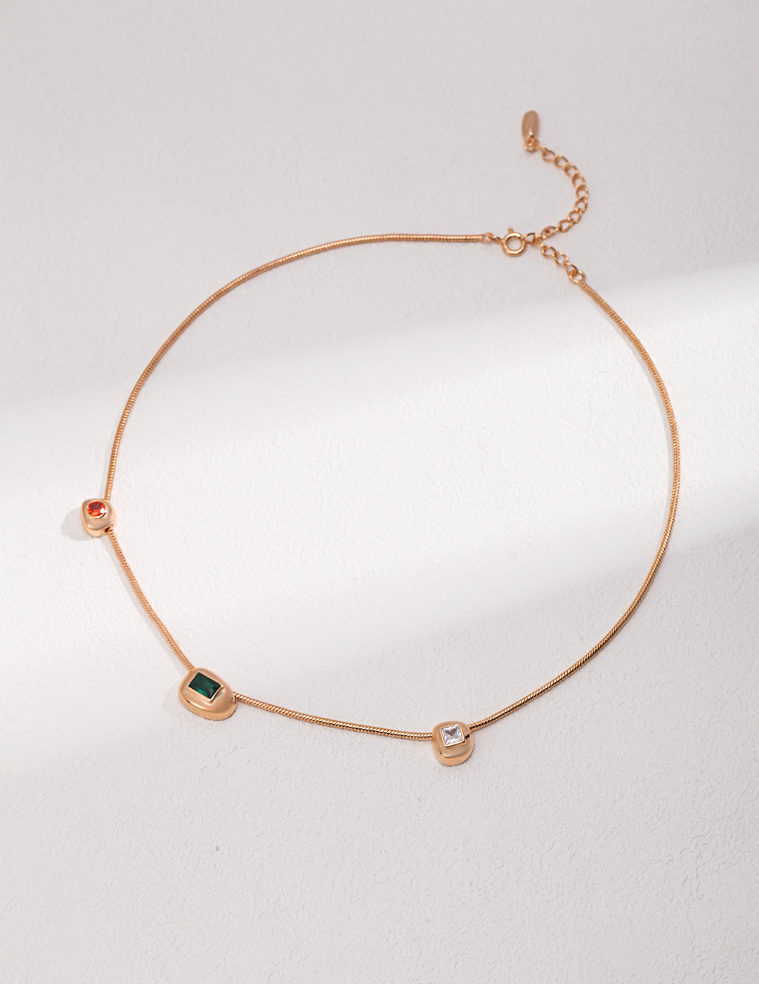 Luxe Retro Gold Necklace with Tri-Zircon Accents