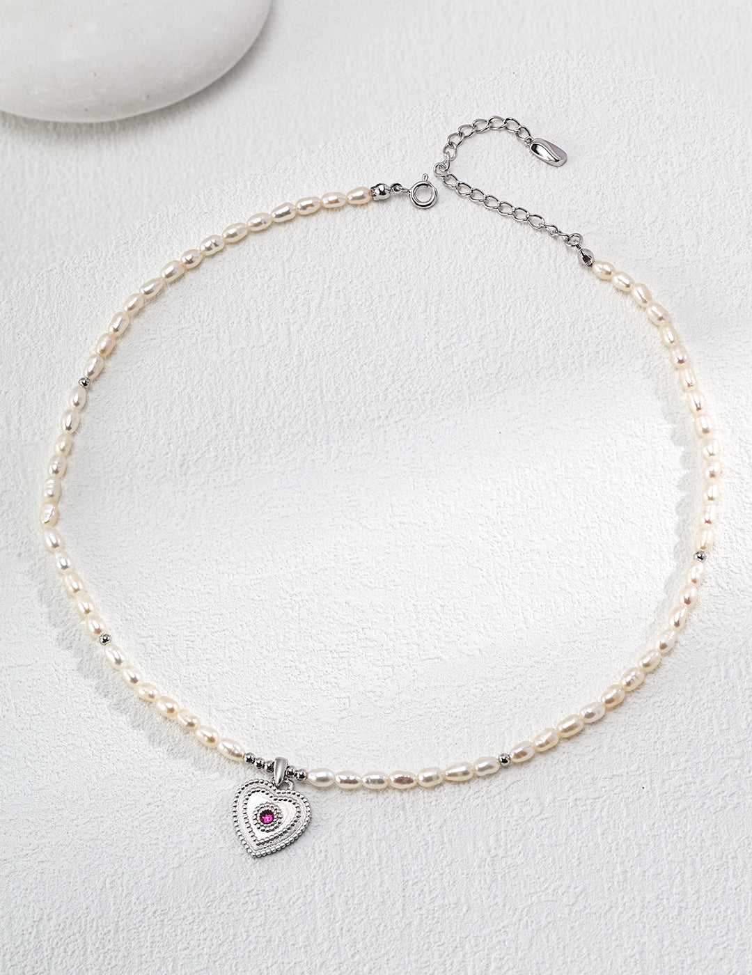 Vivid Love: Heart-Shaped Zircon Pendant Pearl and Sterling Silver Necklace