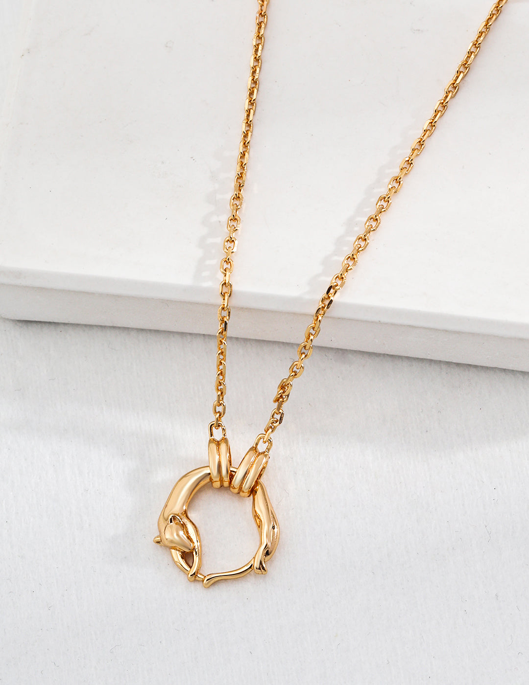 Adorable Embrace Fox Pendant Vintage Gold Necklace