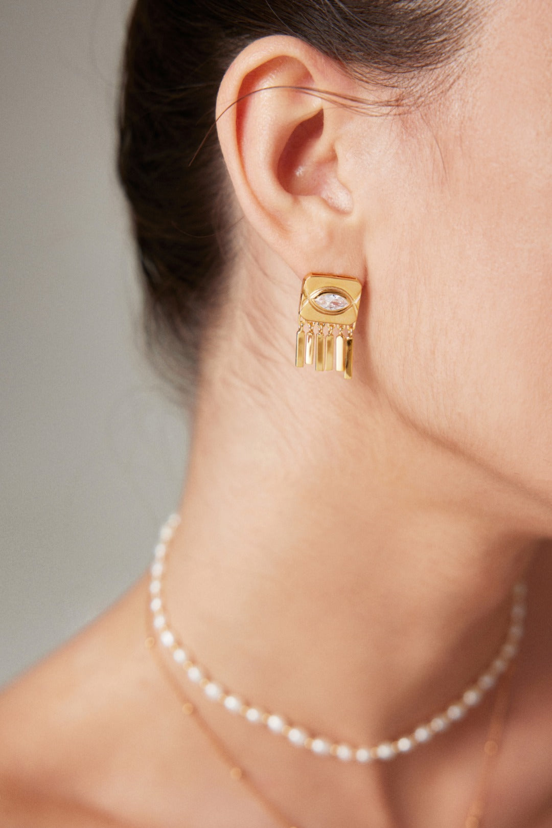 Noble Eye: Retro Gold Zircon and Silver Tassel Earrings