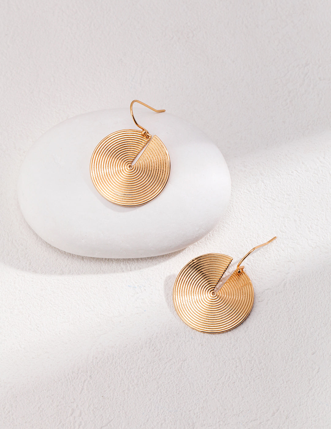 Exquisite Gold Spiral Earrings