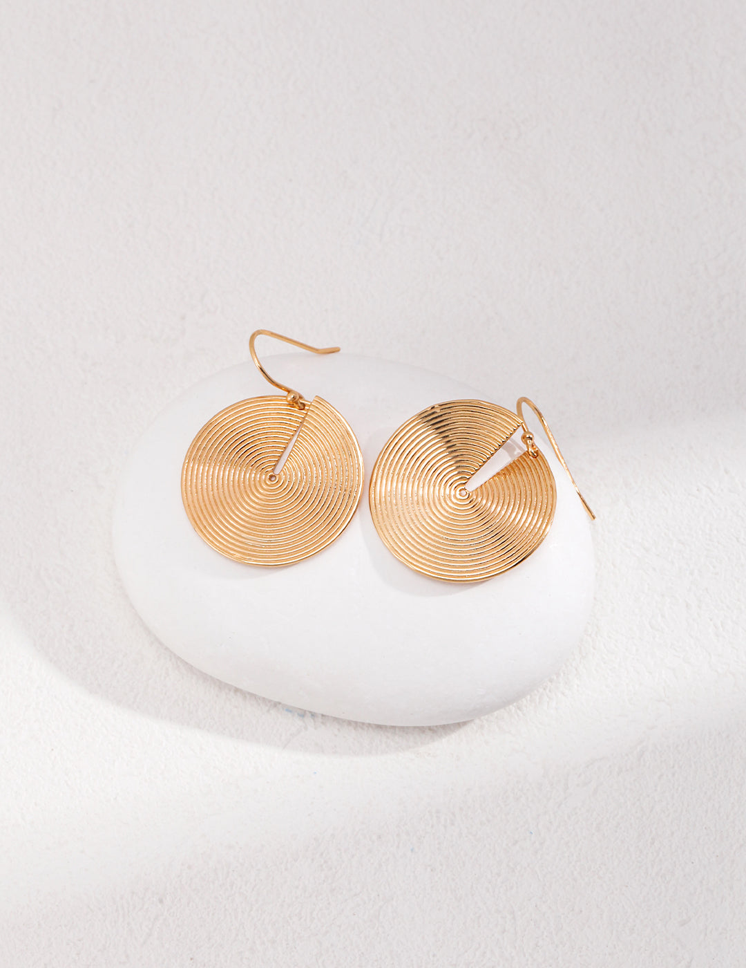 Exquisite Gold Spiral Earrings