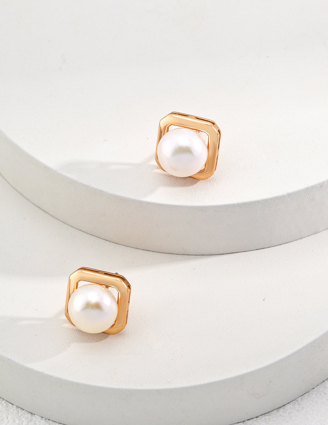 Sophisticated Geometric Pearl Earrings