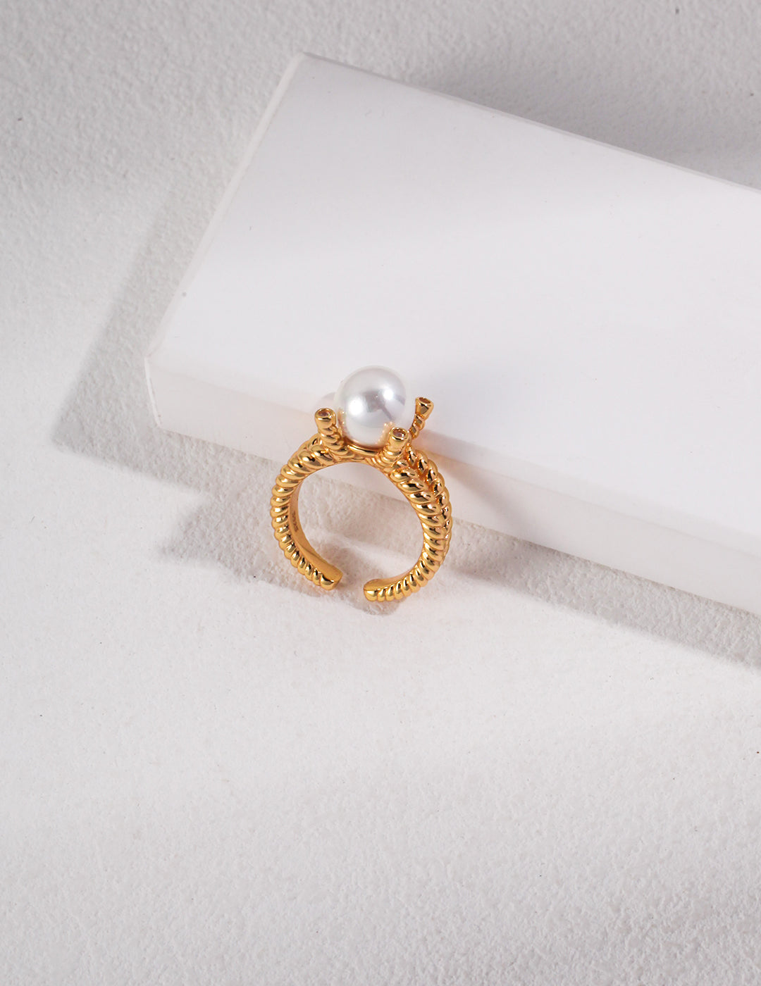 Elegant Pearl Spiral Silver Ring