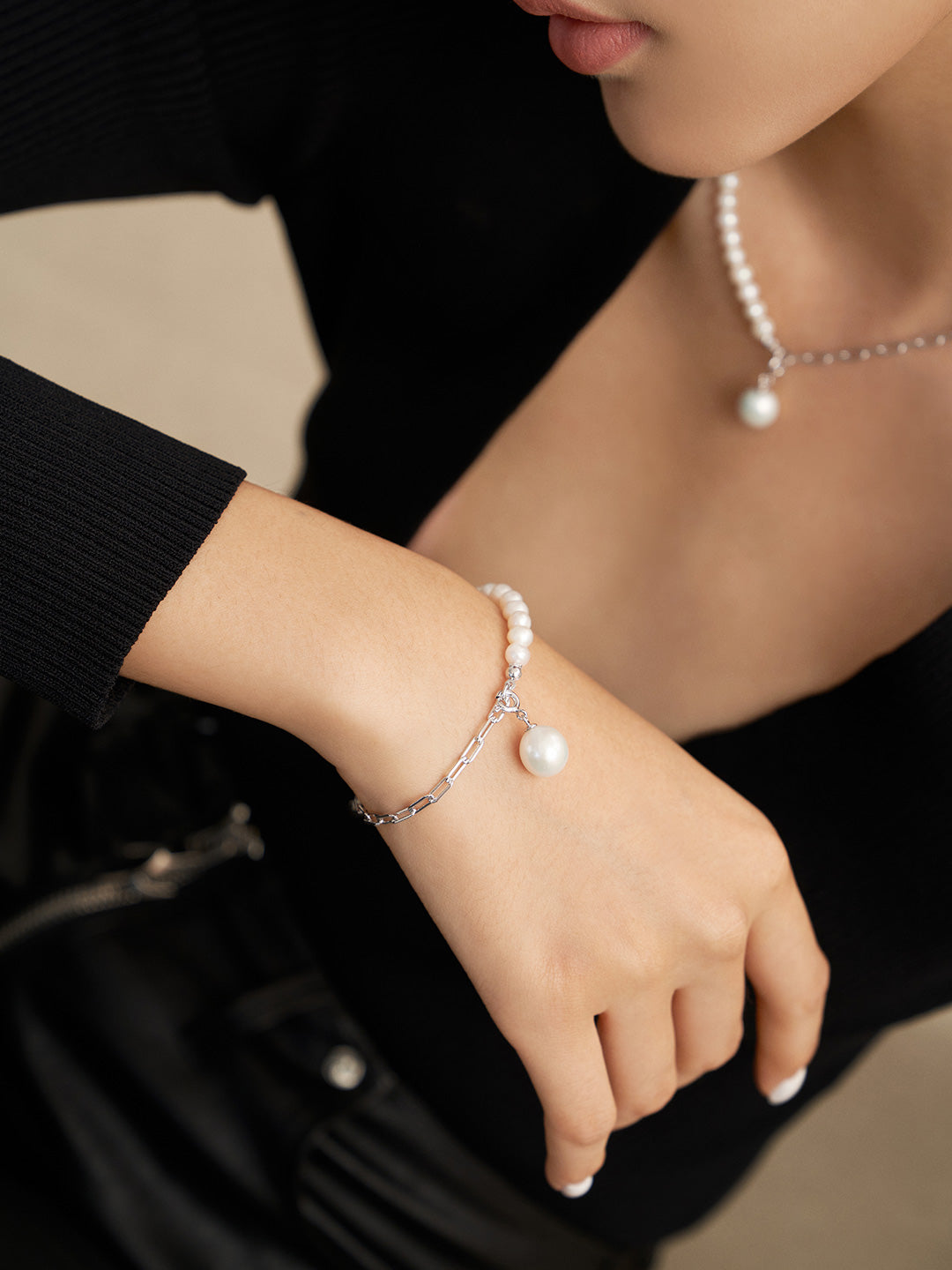 Chic Duo: Baroque Pearl Silver Spliced Bracelet