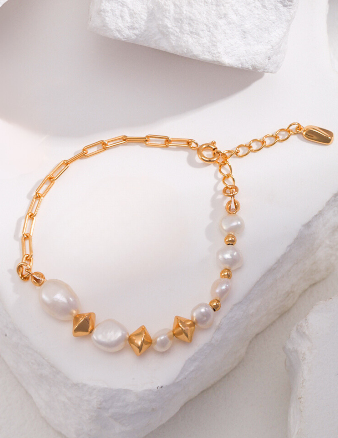 Baroque Pearl Luxe Graduated Bracelet