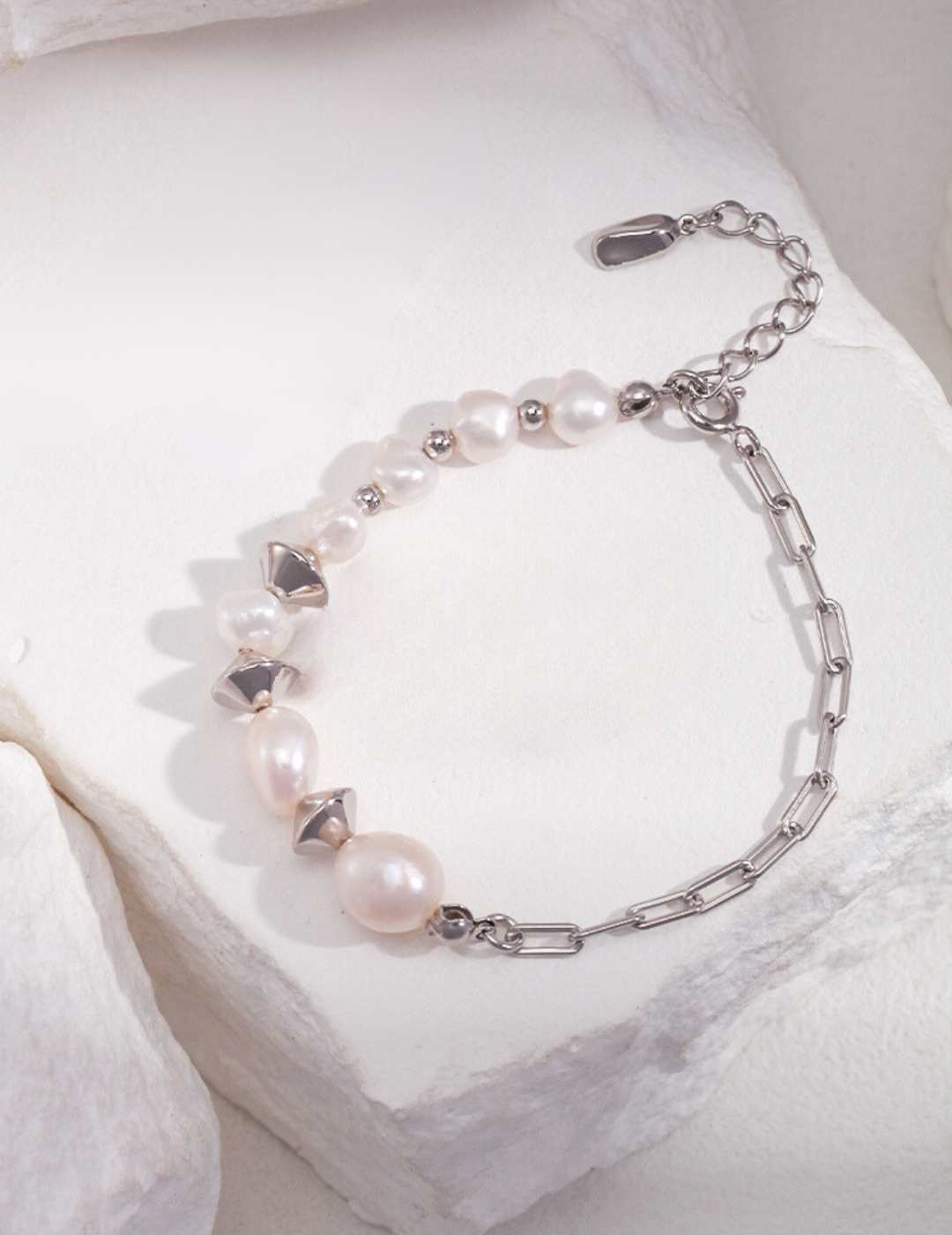 Baroque Pearl Luxe Graduated Bracelet