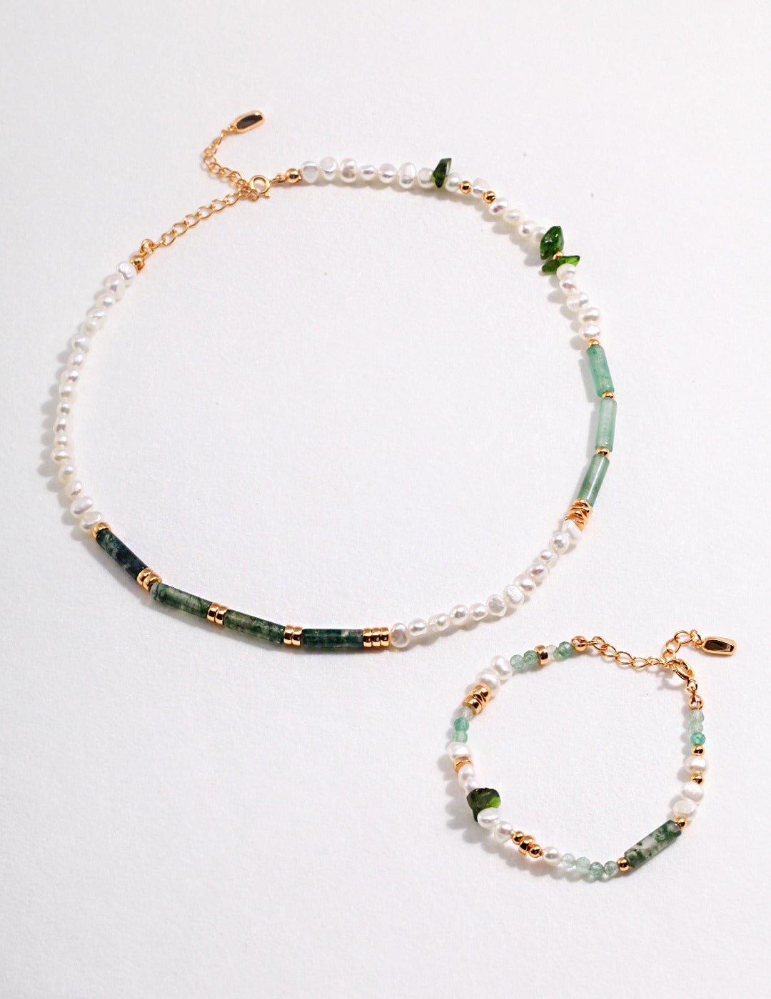 Fresh Green Agate and Pearl Necklace