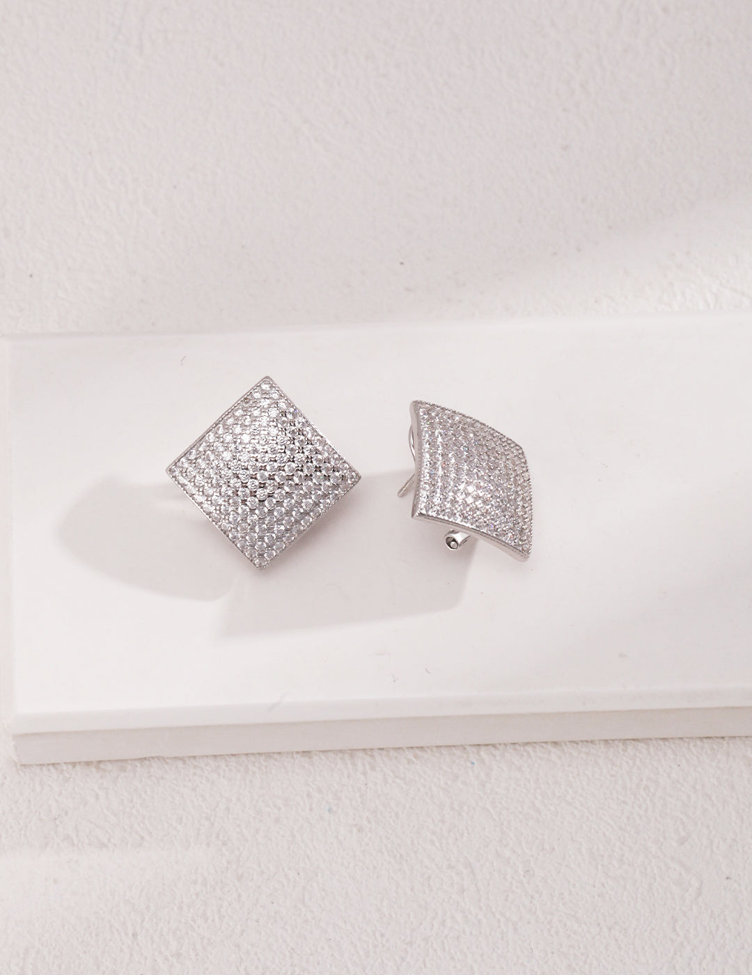 Party Queen: Luxury Zircon-Embedded Sterling Silver Diagonal Earrings